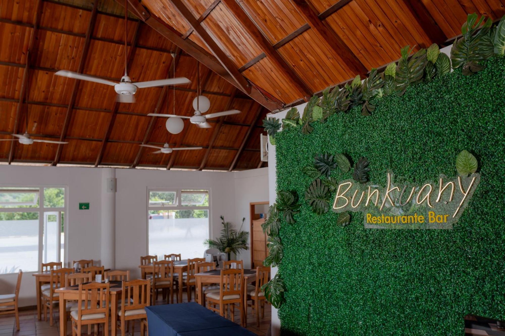 Sanha Plus Hotel Santa Marta  Exterior photo