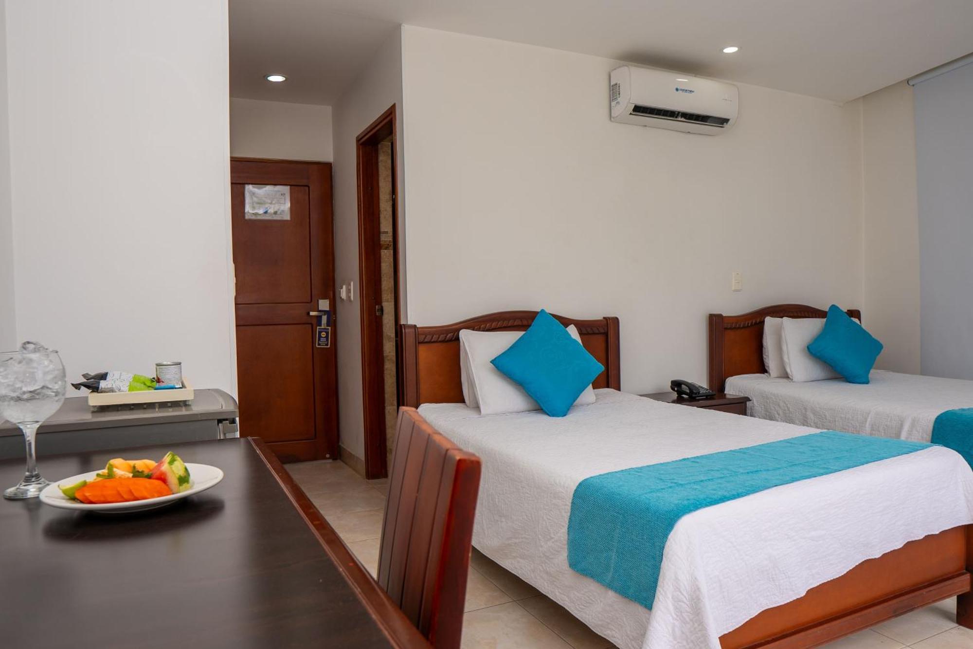 Sanha Plus Hotel Santa Marta  Exterior photo